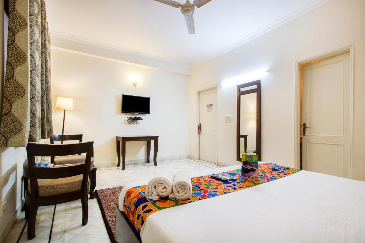 Fabhotel Namaste Bnb & Service Apartments Vasant Vihar New Delhi Bagian luar foto