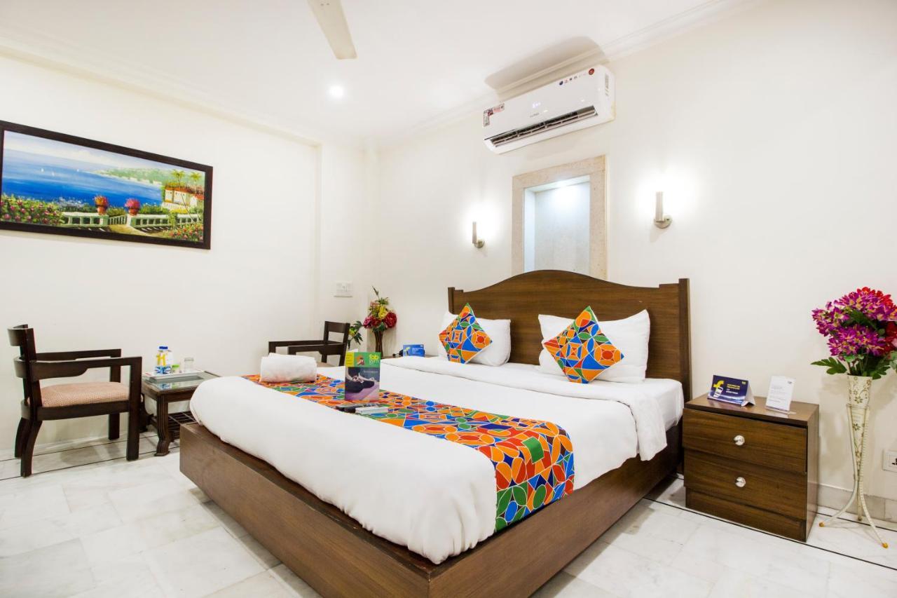 Fabhotel Namaste Bnb & Service Apartments Vasant Vihar New Delhi Bagian luar foto