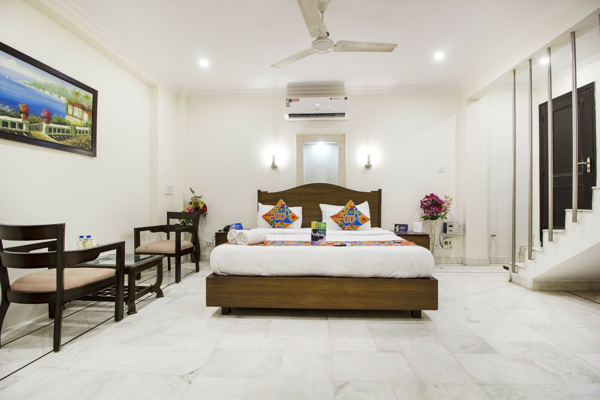 Fabhotel Namaste Bnb & Service Apartments Vasant Vihar New Delhi Bagian luar foto